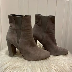 Steve Madden high heel ankle booties size 6